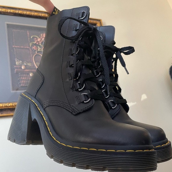 Dr. Martens Shoes - NEW DR MARTENS CHESNEY LEATHER FLARED HEEL LACE UP BOOTS